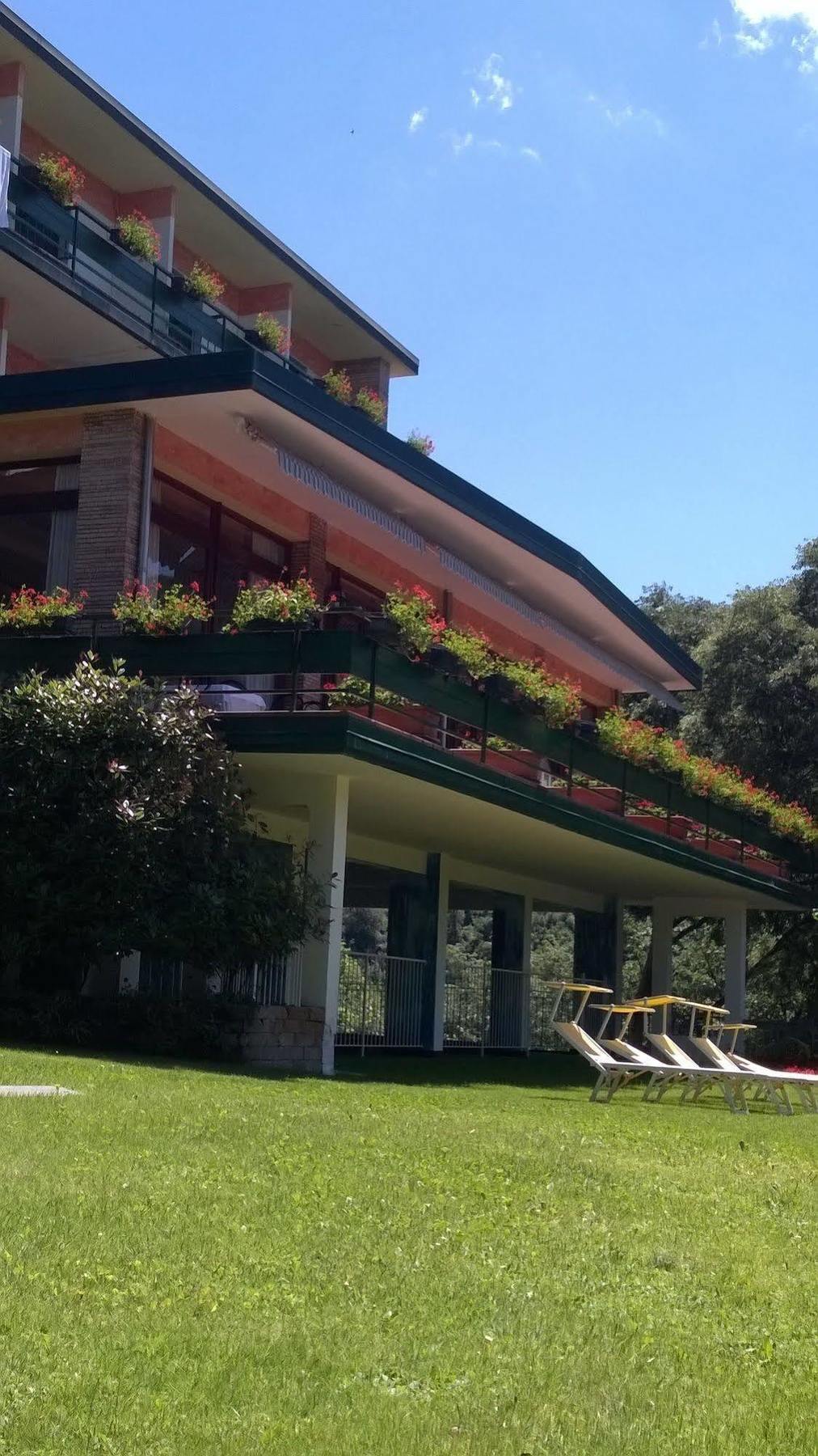 Hotel Parco Della Fonte 발리오테르메 외부 사진